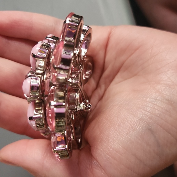 Pink Flower Brooch - Picture 3 of 3